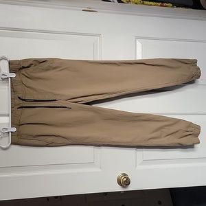 Urban Pipeline men's small khaki pants. 27 1/2 inch inseam.
